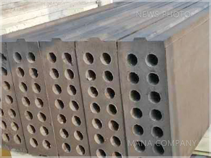 1610443552160232.jpg 瑪納發(fā)泡水泥板-客戶(hù)板材堆場(chǎng)實(shí)拍.jpg