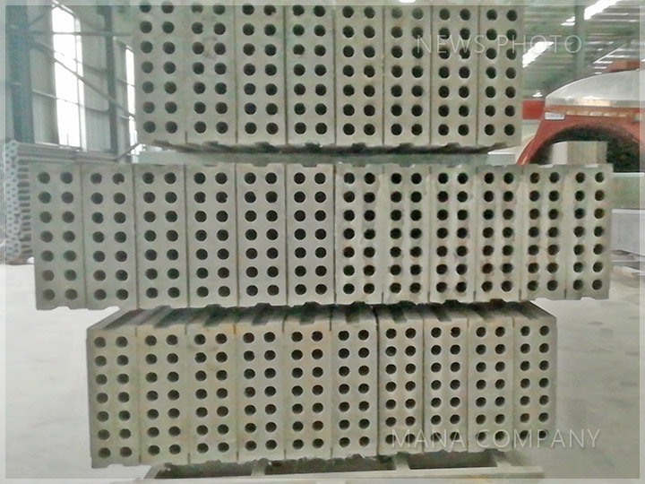 1644485636156884.jpg
